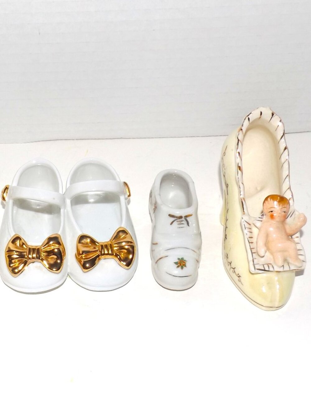 Vintage Collection of 5 Porcelain Ceramic Shoes Japan, Dept. 56 & Other